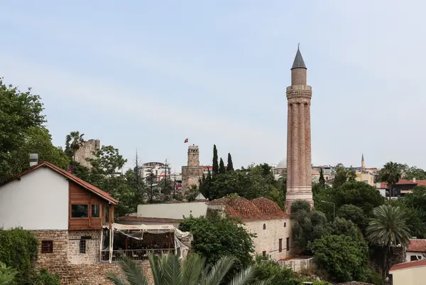 Yivli Minare Camii ve Külliyesi