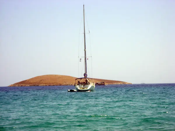 Palamutbükü Koyu ve Plajı